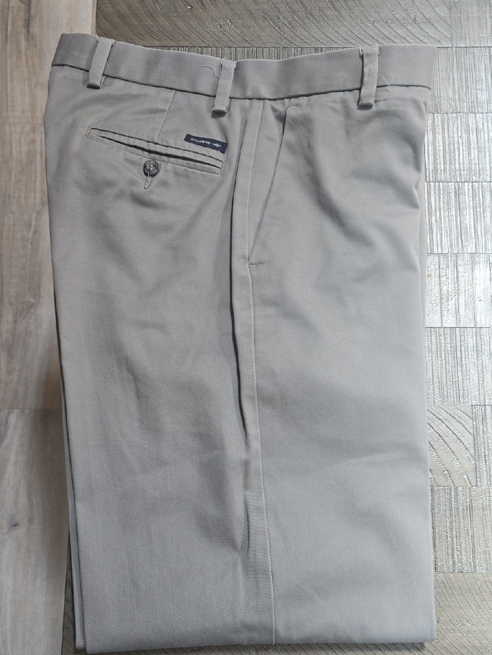 Men's Classic Flat-Front Dress Pants - Light Gray